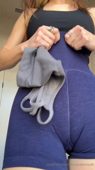 natalie roush active wear try on haul onlyfans video leaked xvflzn 364x647 1