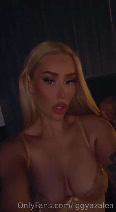 Iggy Azalea Lingerie Selfie Tease Video Leaked 8 iggy azalea lingerie selfie tease video leaked aptbfr